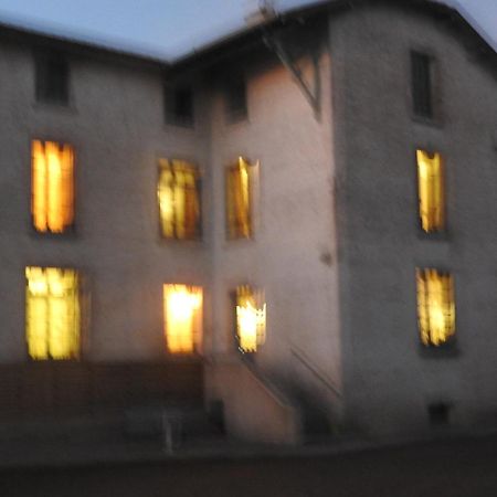 Domaine De Laverchere Pommiers-en-Forez Buitenkant foto